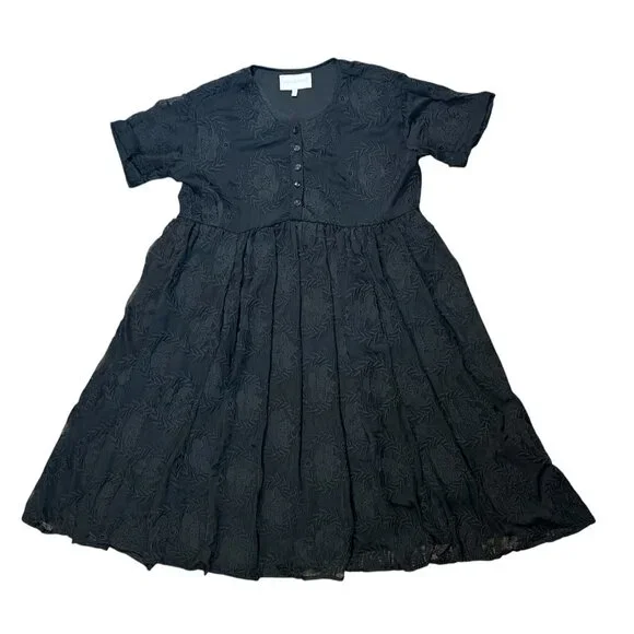 Piper & Scoot Women Ellie Dress Black Small Size Short Sleeves Lace Embroidery - Picture 3 of 13